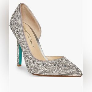 Betsey Johnson Hazil heel. New with box